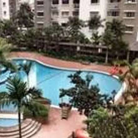 Rent this 3 bed apartment on Lorong Masjid 2 in Damansara Utama, 47400 Petaling Jaya
