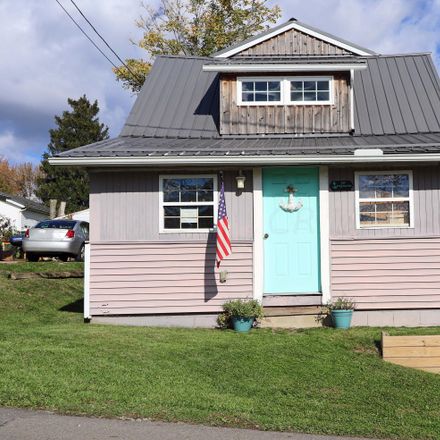 Rent this 2 bed house on 247 Highland Avenue in Buckeye Lake, Union Township