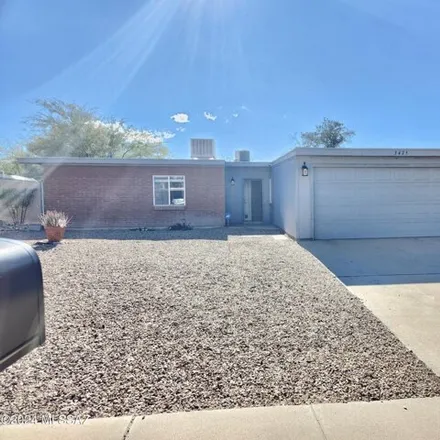 Rent this 3 bed house on 3477 West Moonsong Place in Pima County, AZ 85741