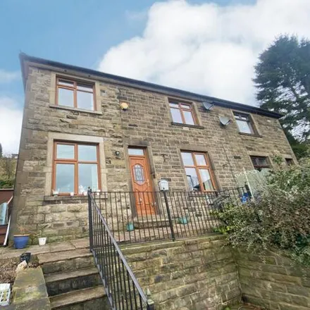 Buy this 4 bed duplex on Rockcliffe Avenue in Bacup, OL13 8JH