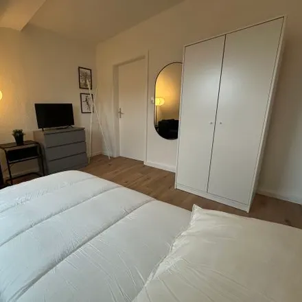 Rent this 2 bed apartment on Markt 38 in 51103 Cologne, Germany