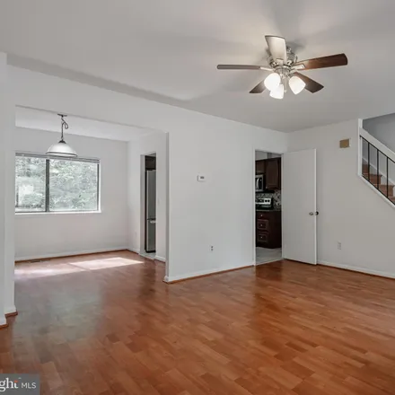 Image 7 - 11841 Coopers Court, Deepwood, Reston, VA 20191, USA - Townhouse for sale