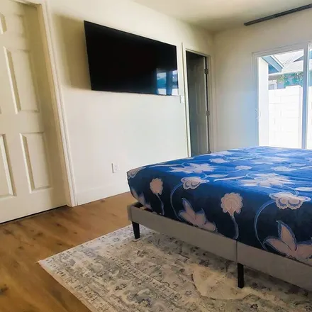 Rent this 1 bed apartment on Phoenix