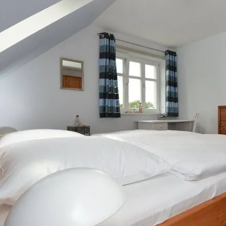 Rent this 4 bed apartment on 18586 Mönchgut-Granitz