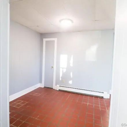 Image 3 - 149 Garfield Avenue, New London, CT 06320, USA - Apartment for rent