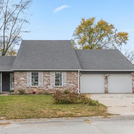 Buy this 4 bed house on 1176 Ridgeview Court in Hendricks County, IN 46123