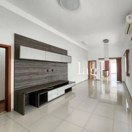 Buy this 3 bed house on Avenida Adolpho Massaglia in Residencial Village Salermo, Sorocaba - SP