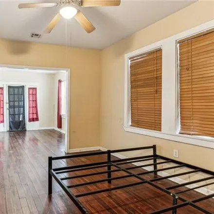 Image 3 - 4915 Eastern Street, New Orleans, LA 70122, USA - House for sale