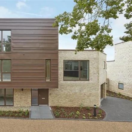 Buy this 4 bed house on 263 Queen Edith's Way in Cambridge, CB1 9NH