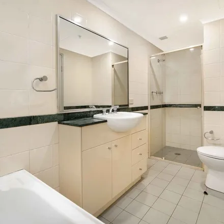 Image 6 - The Harvard, 231 Miller Street, Sydney NSW 2060, Australia - Apartment for rent