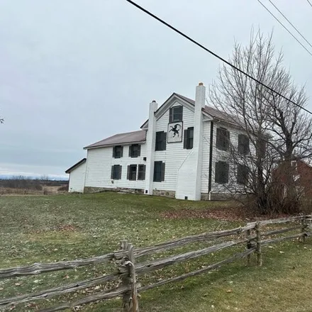 Buy this 5 bed house on Chase Road in Peru, Clinton County