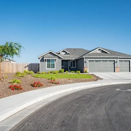 Buy this 4 bed house on Bandelier Drive in Bakersfield, CA 93313