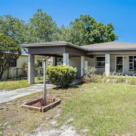 Buy this 2 bed house on 1119 W Nassau St in Tampa, Florida