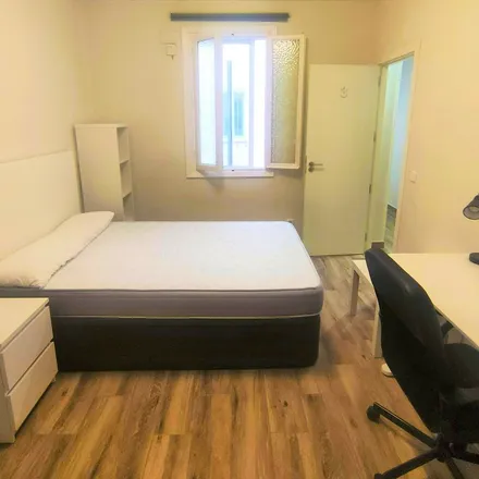 Rent this 1 bed apartment on Calle del Alcalde Sáinz de Baranda in 31, 28009 Madrid