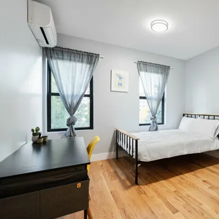 Image 5 - 780 Lafayette Avenue, Brooklyn, New York 11221, United States  Brooklyn New York - House for rent