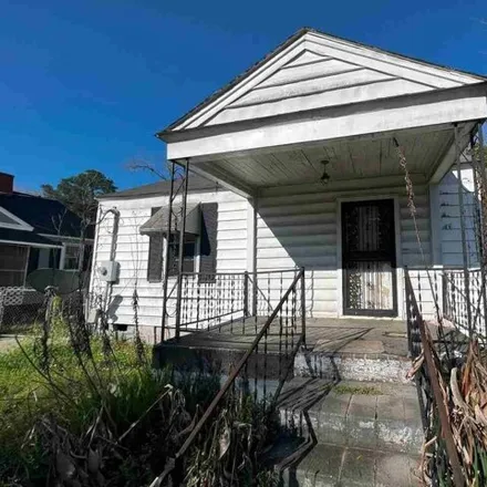 Buy this 2 bed house on 705 Sanborn Street in Florence, SC 29501