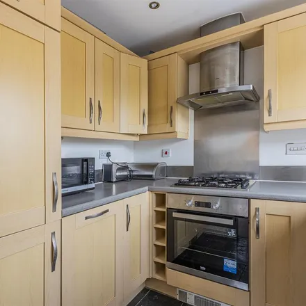Image 5 - Clos Dewi Sant, Cardiff, CF11 9EW, United Kingdom - Apartment for rent