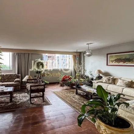 Buy this 4 bed apartment on Rua Saint Hilaire 672 in Água Verde, Curitiba - PR