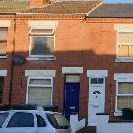 Rent this 3 bed house on Avenue Garage in Westwood Road, Coventry