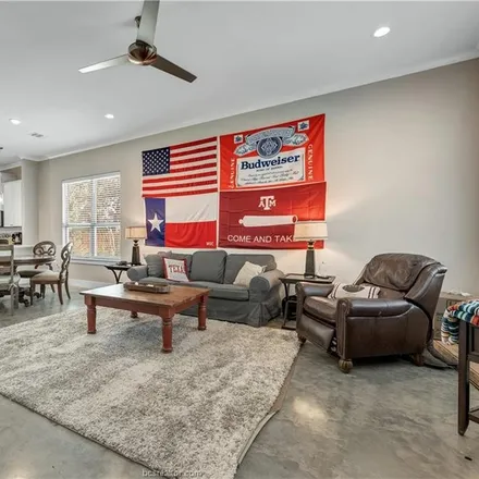 Image 3 - 600 Highlands Street, College Station, TX 77840, USA - House for sale