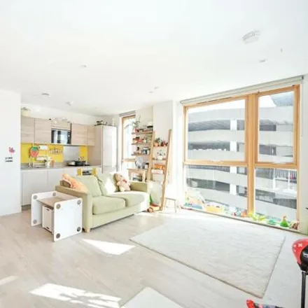 Rent this 1 bed apartment on 1 Blagdon Road in London, KT3 4AG