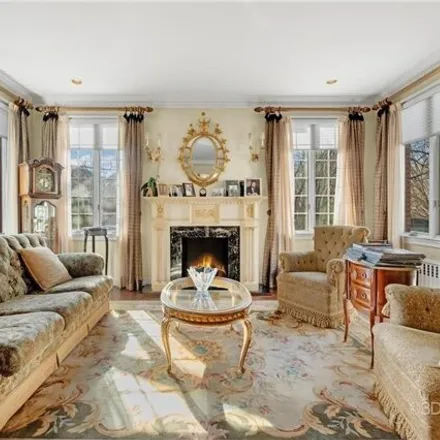 Image 7 - 1447 East 22nd Street, New York, NY 11210, USA - House for sale