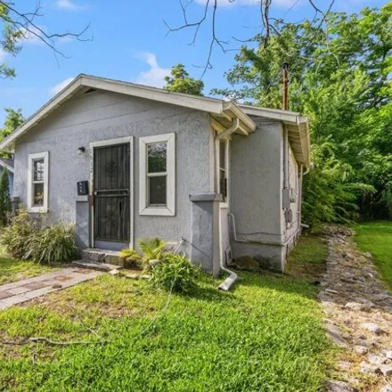 Buy this 3 bed house on 1512 West 19th Street in Jacksonville, FL 32209