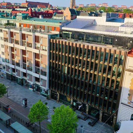 Rent this 4 bed apartment on JOS in Kungsportsavenyen 23, 411 37 Gothenburg