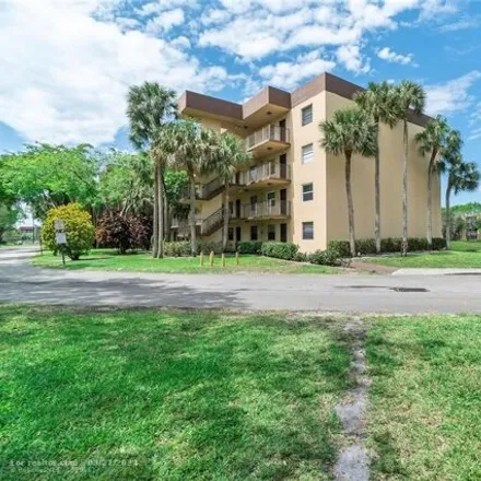 Image 1 - 3101 Nw 47th Ter Apt 431, Lauderdale Lakes, Florida, 33319 - Condo for sale