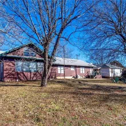 Image 4 - 419 South Cleveland Avenue, Chandler, OK 74834, USA - House for sale