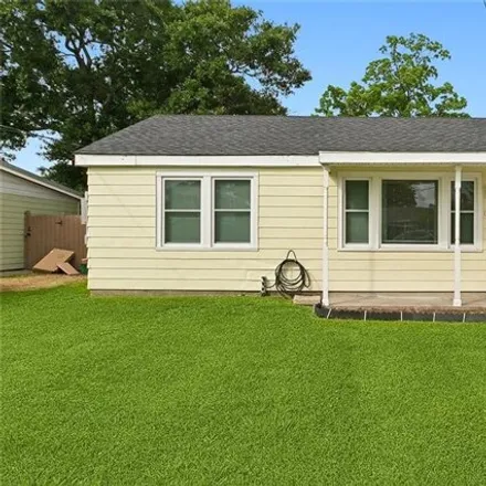 Buy this 3 bed house on 1120 Evergreen Drive in Gretna, LA 70053