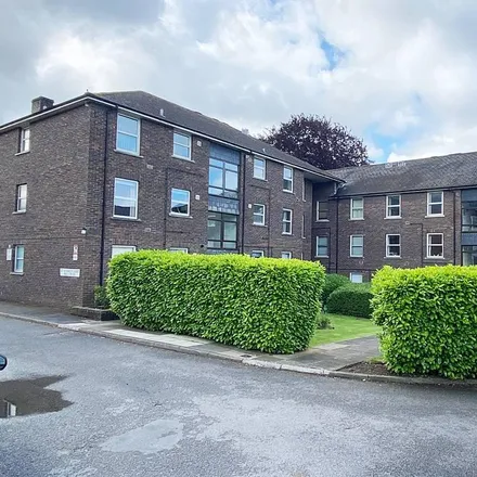 Rent this 1 bed apartment on 37 Harlow Road in High Wycombe, HP13 6AA
