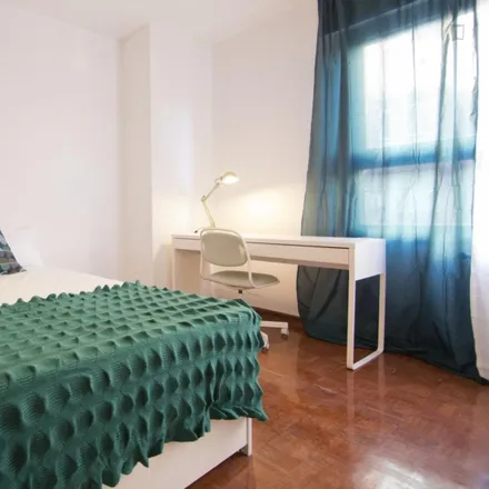 Rent this 6 bed room on Madrid in Calle del General Zabala, 11