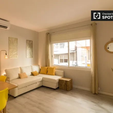 Rent this 2 bed apartment on Carrer de Saragossa in 53, 08006 Barcelona