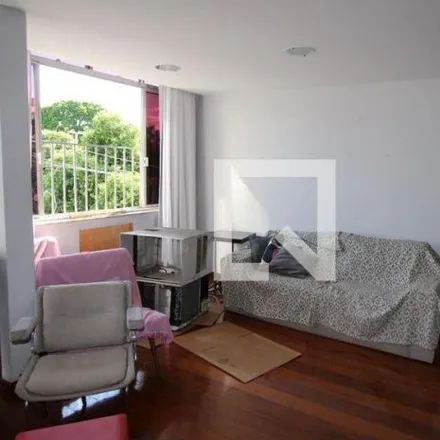 Rent this 3 bed apartment on Rua Tuiuti in Centro, Duque de Caxias - RJ