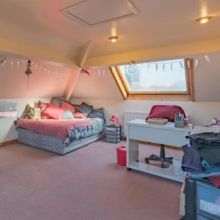Rent this 1 bed room on 17 Drummond Avenue in Leeds, LS16 5JZ