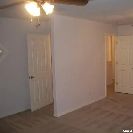 Image 4 - 10625 Apple Springs, Universal City, Bexar County, TX 78148, USA - House for rent