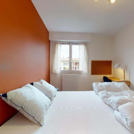 Rent this 4 bed room on Hôtel de ville in Place de l'Hôtel de Ville, 13626 Aix-en-Provence