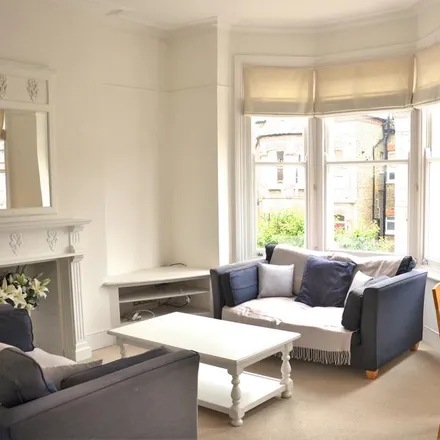 Image 2 - 74 Cromford Road, London, SW18 1NY, United Kingdom - Apartment for rent