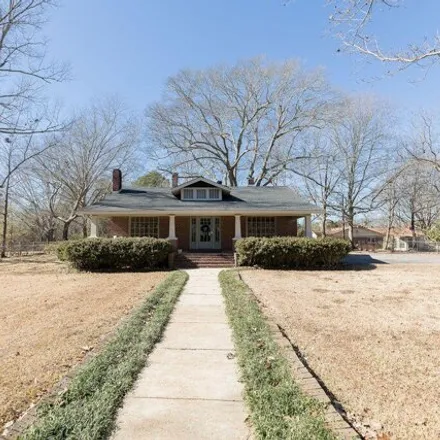 Image 2 - 911 North Parkway Street, Corinth, MS 38834, USA - House for sale