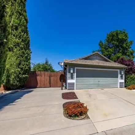 Buy this 3 bed house on 1898 Derby Drive in Dixon, CA 95620