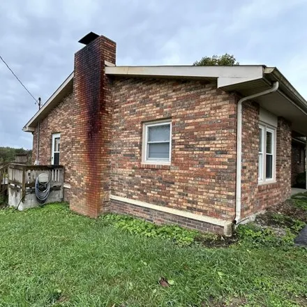 Image 5 - 1357 Old Allardt Road, Fentress County, TN 38556, USA - House for sale