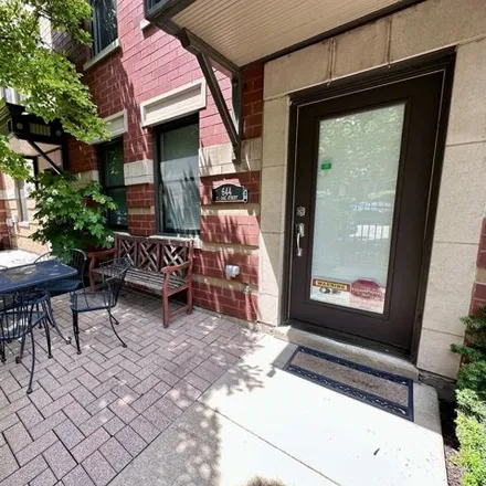 Image 2 - 644 West Oak Street, Chicago, IL 60610, USA - House for rent