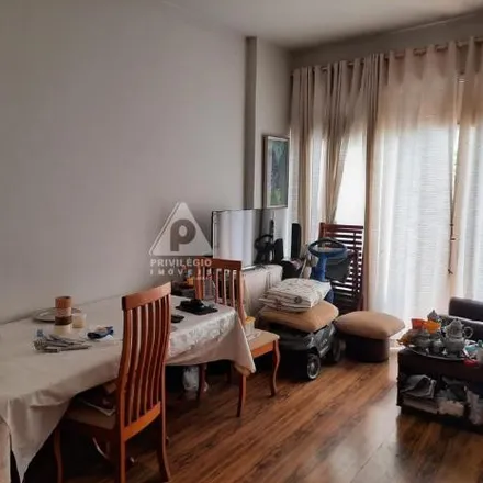 Buy this 2 bed apartment on Rua Voluntários da Pátria 258 in Botafogo, Rio de Janeiro - RJ