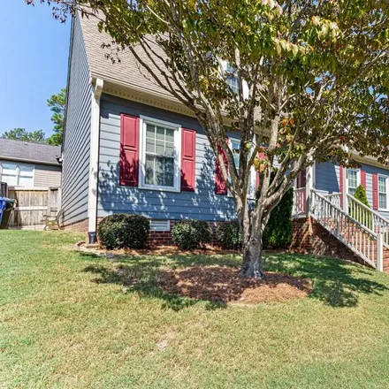 Image 2 - 2940 Darien Drive, Fayetteville, NC 28304, USA - House for sale