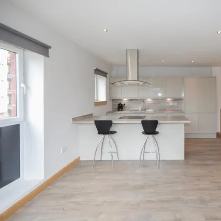Rent this 3 bed apartment on 1b Slateford Gait in City of Edinburgh, EH11 1GT
