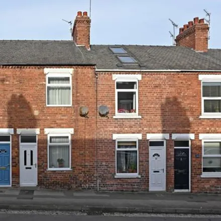 Buy this 2 bed townhouse on Queen Victoria Street in York, YO23 1HW