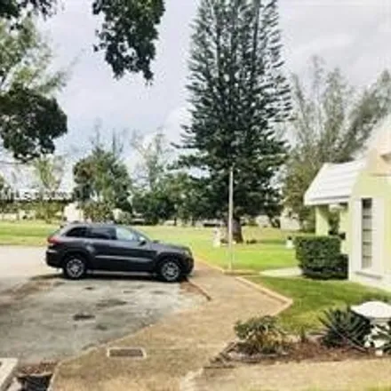 Image 9 - 7411 Twin Sabal Drive, Miami Lakes, FL 33014, USA - House for rent
