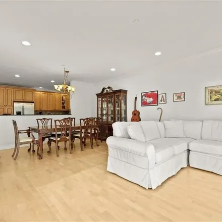 Image 3 - 55 1st Street #109 - Townhouse for sale