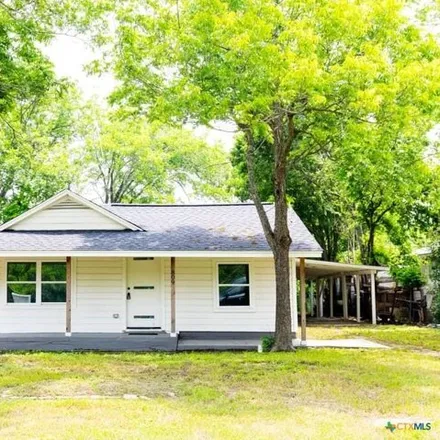 Buy this 3 bed house on 859 East Downs Avenue in Temple, TX 76501